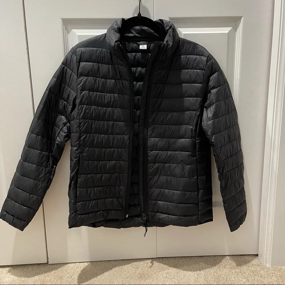 Black Old Navy Zip Up Puffer - Picture 2 of 4